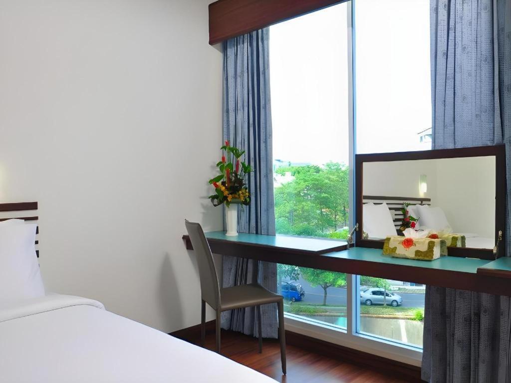 The Color Hotel Hat Yai Esterno foto