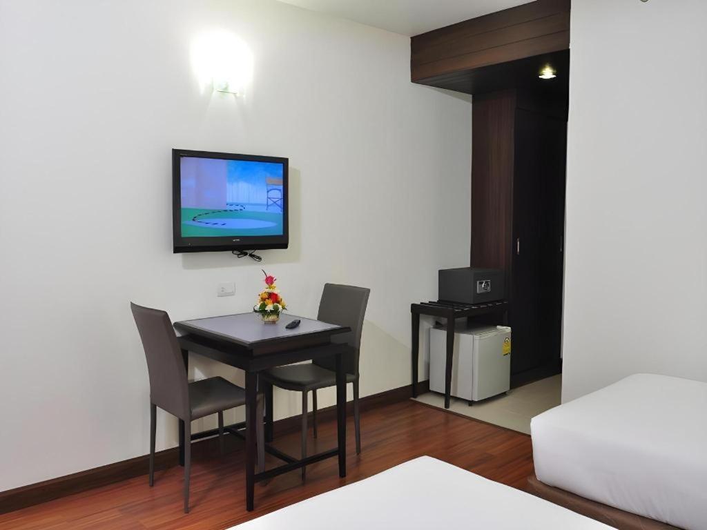 The Color Hotel Hat Yai Esterno foto