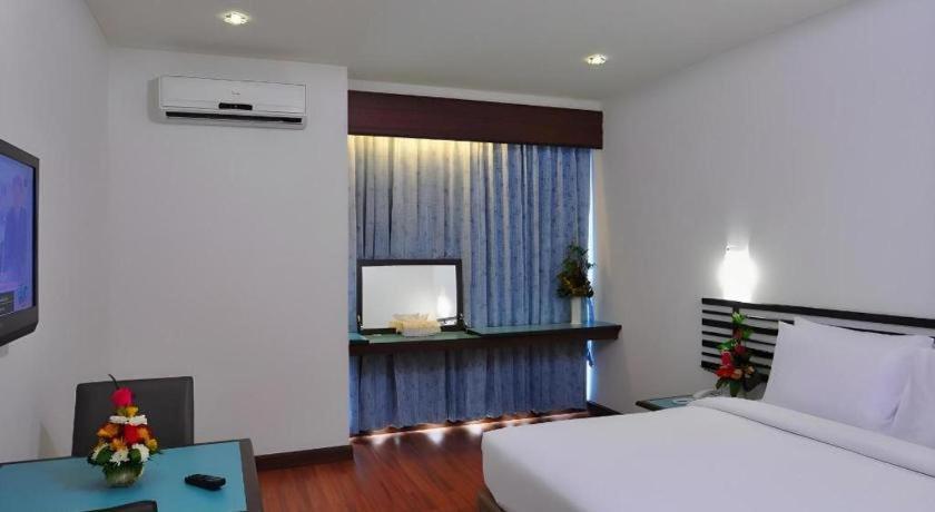 The Color Hotel Hat Yai Esterno foto