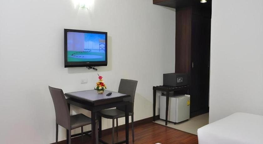 The Color Hotel Hat Yai Esterno foto