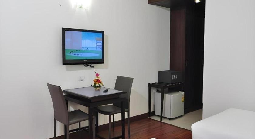 The Color Hotel Hat Yai Esterno foto