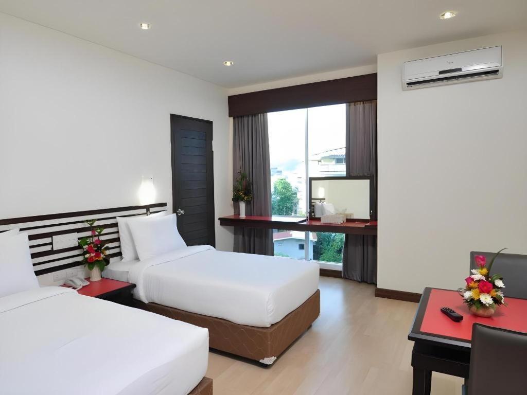 The Color Hotel Hat Yai Esterno foto